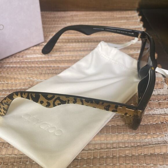 GUC Jimmy Choo Carrera - Picture 2 of 7